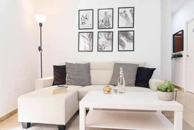 Apartament At Trajano 1 Almería Zewnętrze zdjęcie